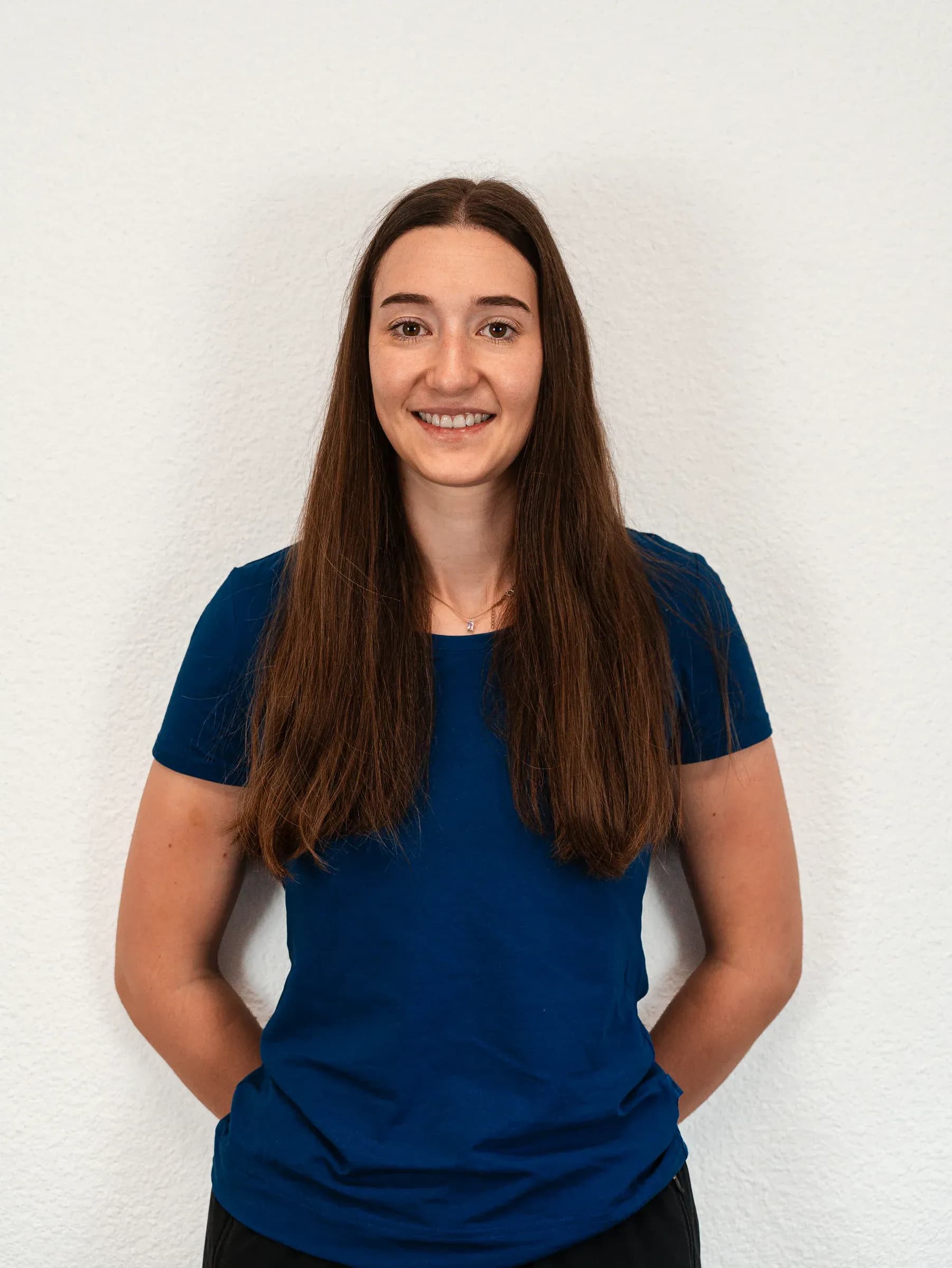Kira Wörle, Porträt
